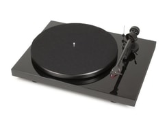 Pro-Ject Debut Carbon